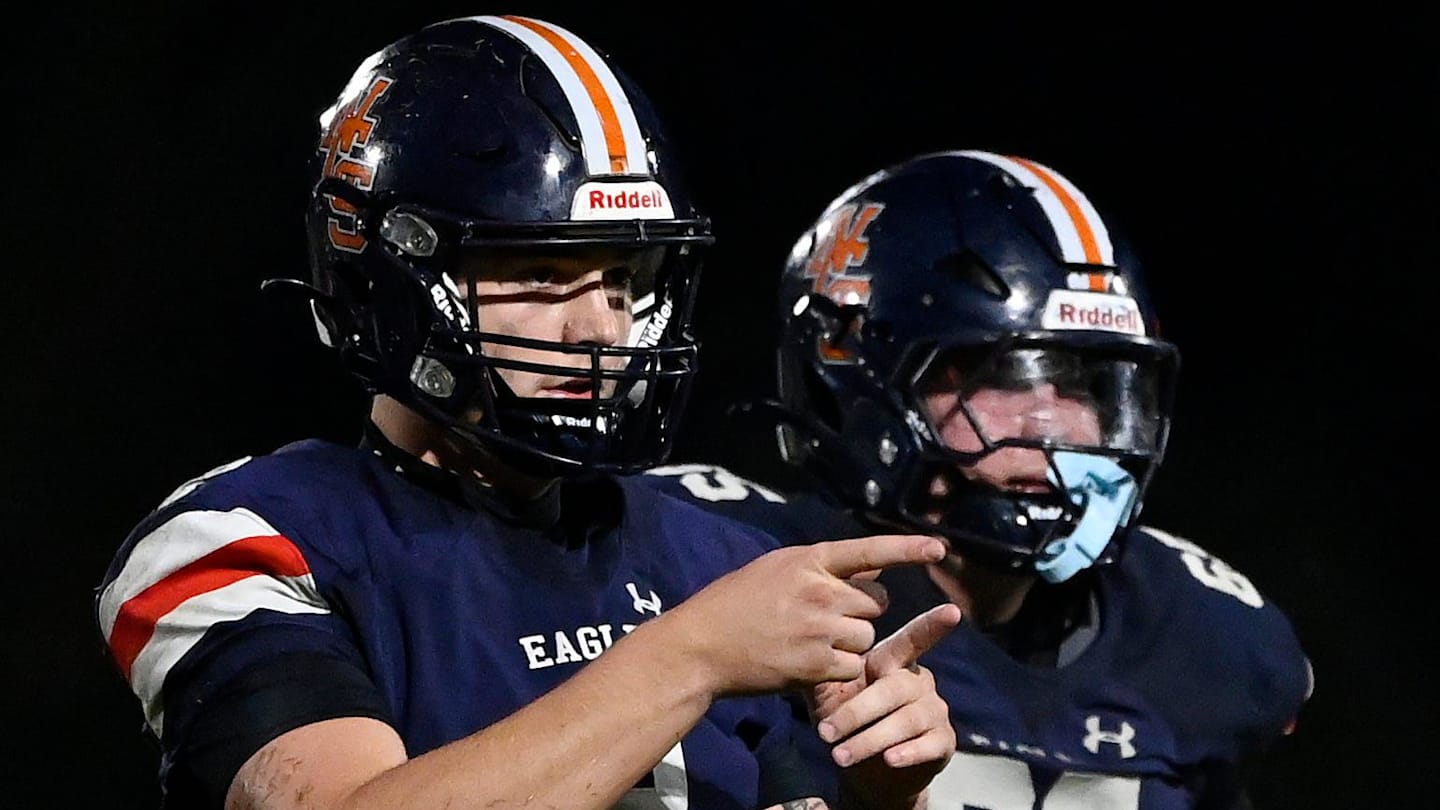 Nation's No. 1 QB courted by hometown program trying to flip Georgia commit