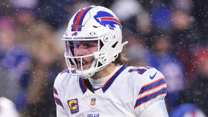 Buffalo Bills v New England Patriots - NFL 2025