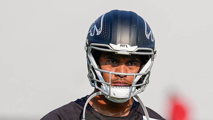 Atlanta Falcons quarterback Tua Tagovailoa 