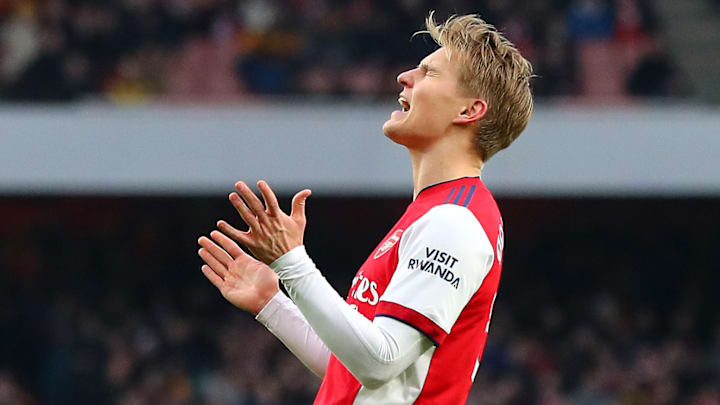 Arsenal v Burnley - Premier League Arsenal v Burnley - Premier League