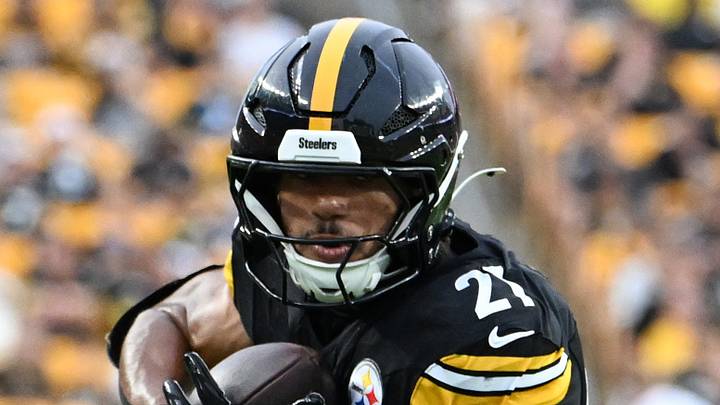 Pittsburgh Steelers running back Travis Homer