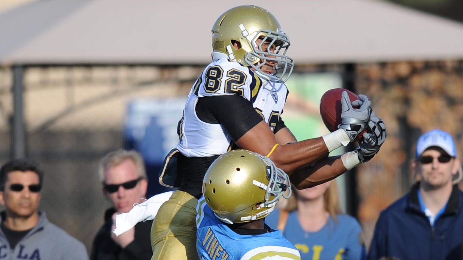 Chicago Bulls All-Star Zach LaVine Supports UCLA Football Showcase Amid Contract Uncertainties