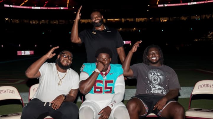 Solomon Thomas poses during a visit to Florida State Solomon Thomas poses during a visit to Florida State