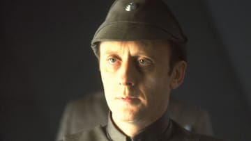  Kenneth Colley as Admiral Piett.