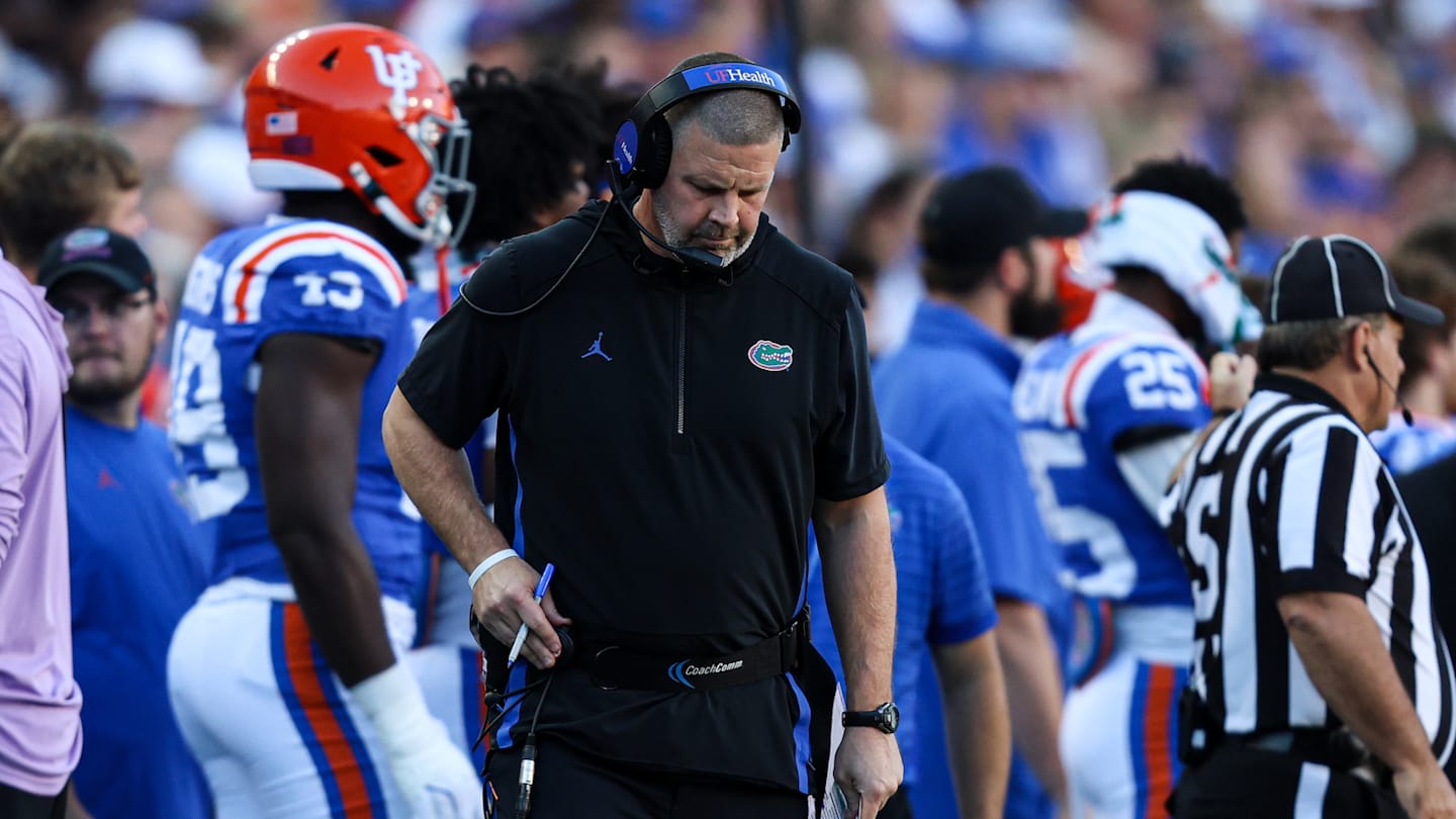 Gators Fans Chant 'Fire Billy' After Questionable Third-Down Call