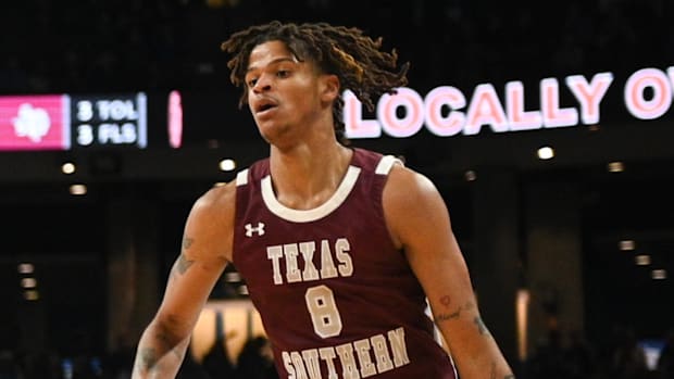 O'Neal transferred to Florida A&M, where the new coach is on a one-year deal.