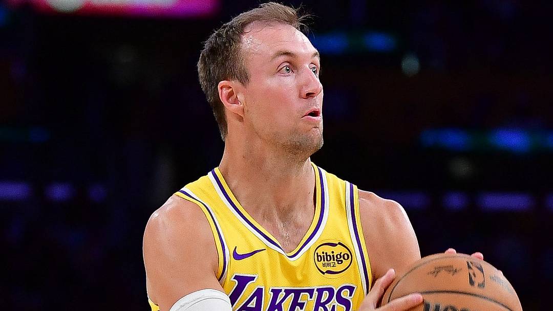 Mar 12, 2026; Los Angeles, California, USA; Los Angeles Lakers guard Luke Kennard (10) shoots against the Chicago Bulls during the first half at Crypto.com Arena. Mandatory Credit: Gary A. Vasquez-Imagn Images