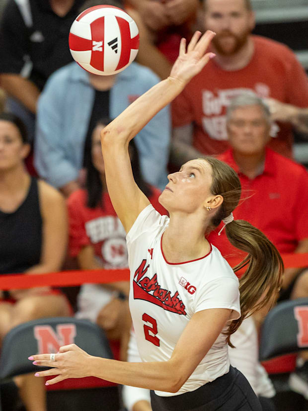Nebraska setter Bergen Reilly serves the ball during the Red-White Scrimmage on Saturday.