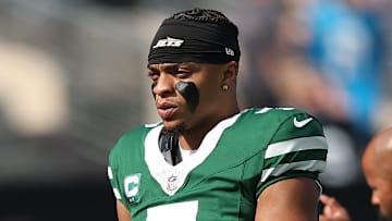 New York Jets quarterback Justin Fields