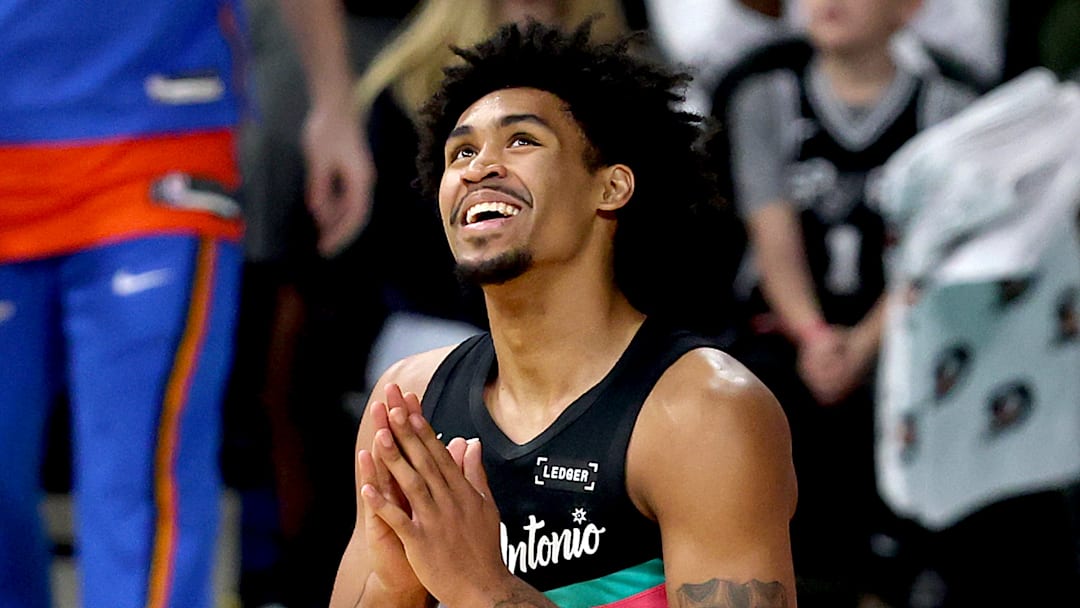 Oklahoma City Thunder v San Antonio Spurs