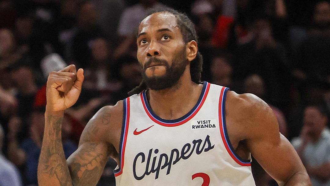 Feb 11, 2026; Houston, Texas, USA; Los Angeles Clippers forward Kawhi Leonard (2) reacts to his winning basket against the Houston Rockets in the fourth quarter at Toyota Center. Mandatory Credit: Thomas Shea-Imagn Images Feb 11, 2026; Houston, Texas, USA; Los Angeles Clippers forward Kawhi Leonard (2) reacts to his winning basket against the Houston Rockets in the fourth quarter at Toyota Center. Mandatory Credit: Thomas Shea-Imagn Images
