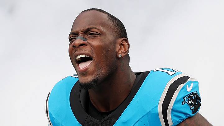 Carolina Panthers outside linebacker Nic Scourton