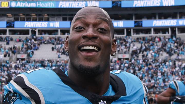 Carolina Panthers outside linebacker Nic Scourton
