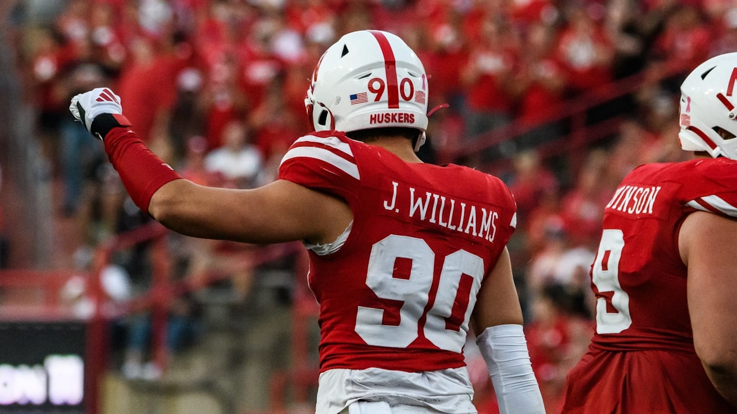 Nebraska Defensive End James Williams to Enter Transfer Portal