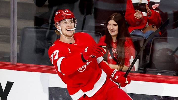 Detroit Red Wings defenseman Simon Edvinsson (77). Credit: Rick Osentoski-Imagn Images Detroit Red Wings defenseman Simon Edvinsson (77). Credit: Rick Osentoski-Imagn Images