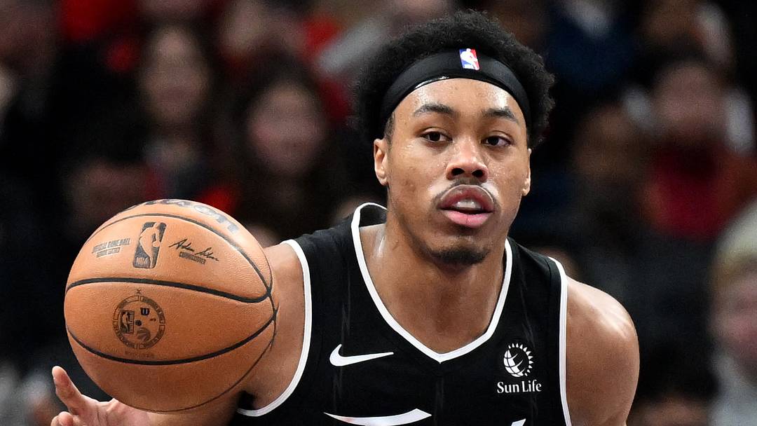 Toronto Raptors forward Scottie Barnes dribbles against the New Orleans Pelicans. Toronto Raptors forward Scottie Barnes dribbles against the New Orleans Pelicans.