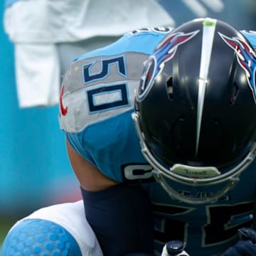 Tennessee linebacker Cody Barton reacts to nearly getting to a batted pass by Los Angeles quarterback Justin Herbert.