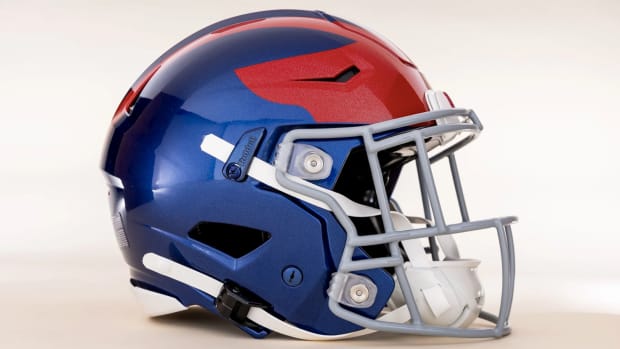 New York Giants alternate helmet