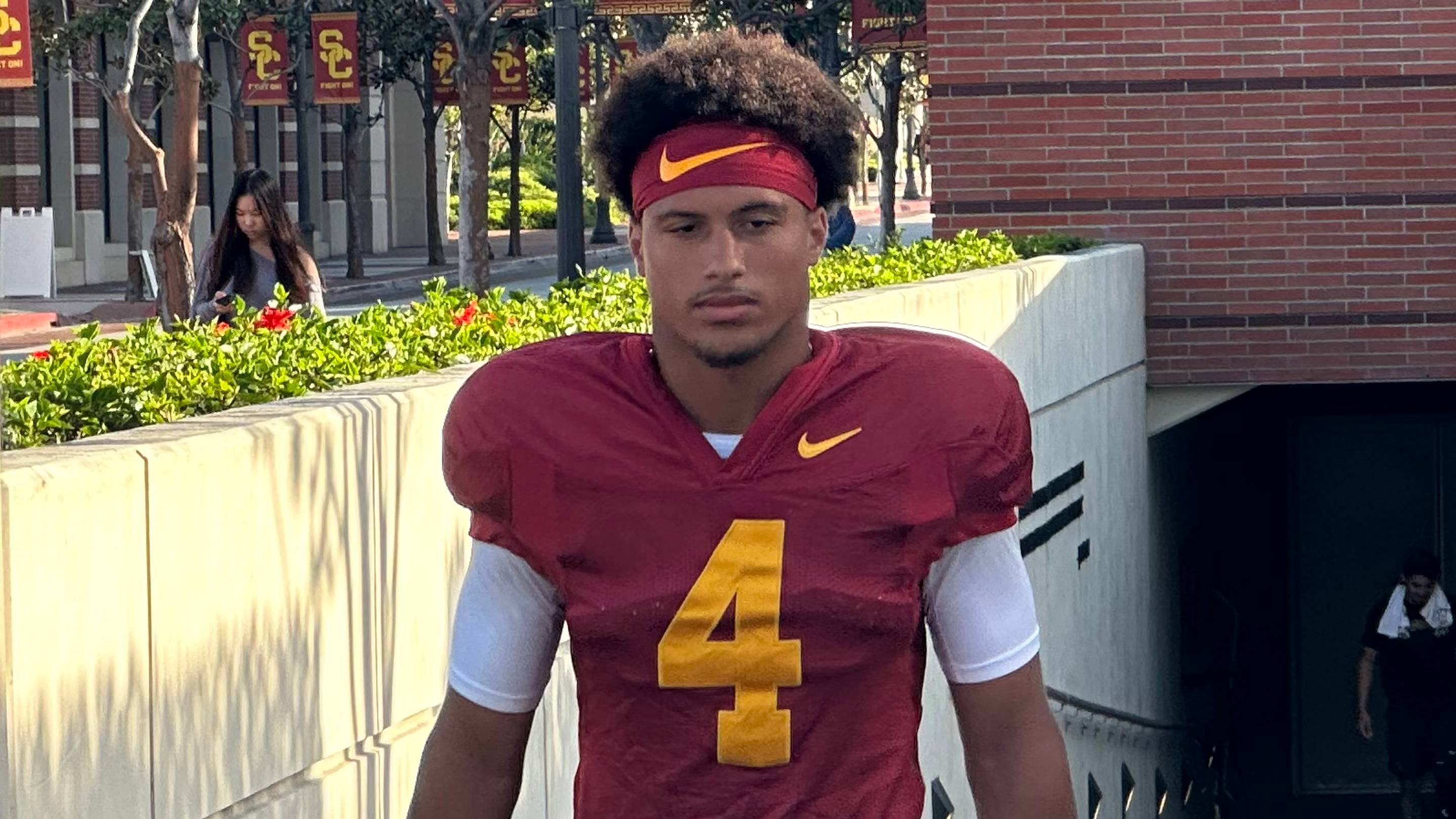 USC Receiver Trent Mosley’s Injury Return Draws National Recognition