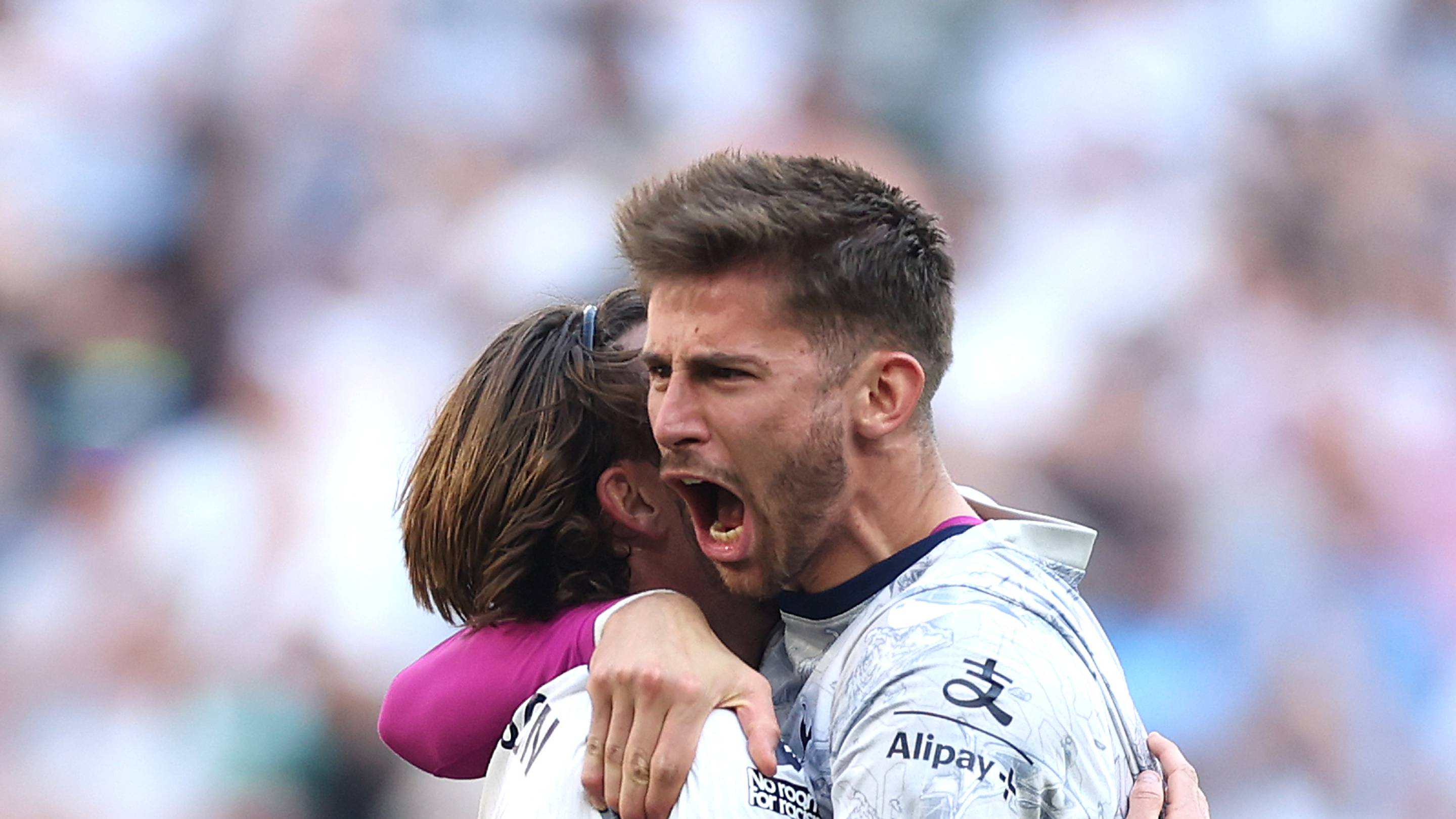 Guglielmo Vicario just said what every Tottenham fan knew about Antonin Kinsky