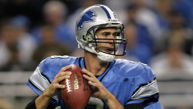 Oct 17, 2004; Detroit, MI, USA; Detroit Lions quarterback Joey Harrington throws in the pocket against the Green Bay Packers.