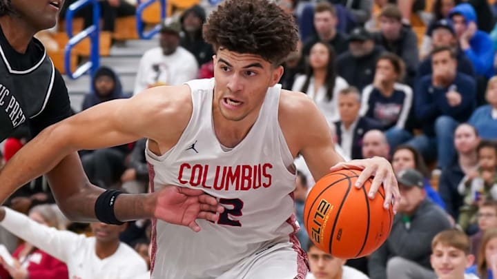 Cameron Boozer capped a brilliant high school basketball career by winning the Gatorade Male Athlete of the Year at the ESPY Awards on Wednesday night.