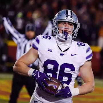 Kansas State's Garrett Oakley (86) stands in the end zone in Ames, Iowa, on Saturday, Nov 30, 2024, at Jack Trice Stadium after catching a touchdown pass by Avery Johnson to cut the Iowa State Cyclones' lead down to three after the Chris Tennant PAT. Mandatory Credit: K-State Athletics 