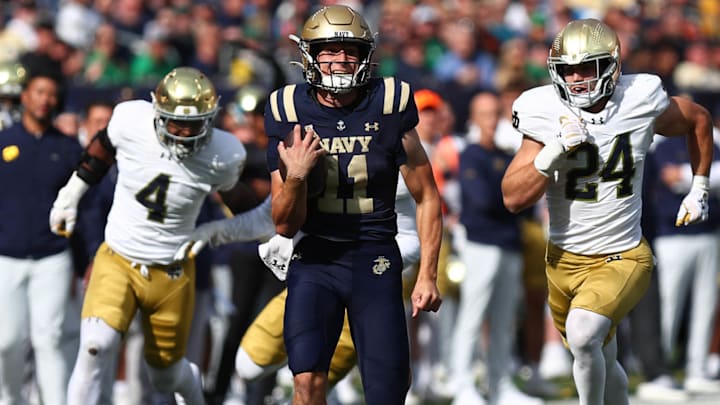 Navy’s last win in the rivalry game against Notre Dame was a 28–27 victory in 2016.