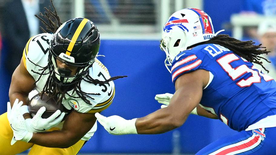 Buffalo Bills linebacker Kaleb Elarms-Orr
