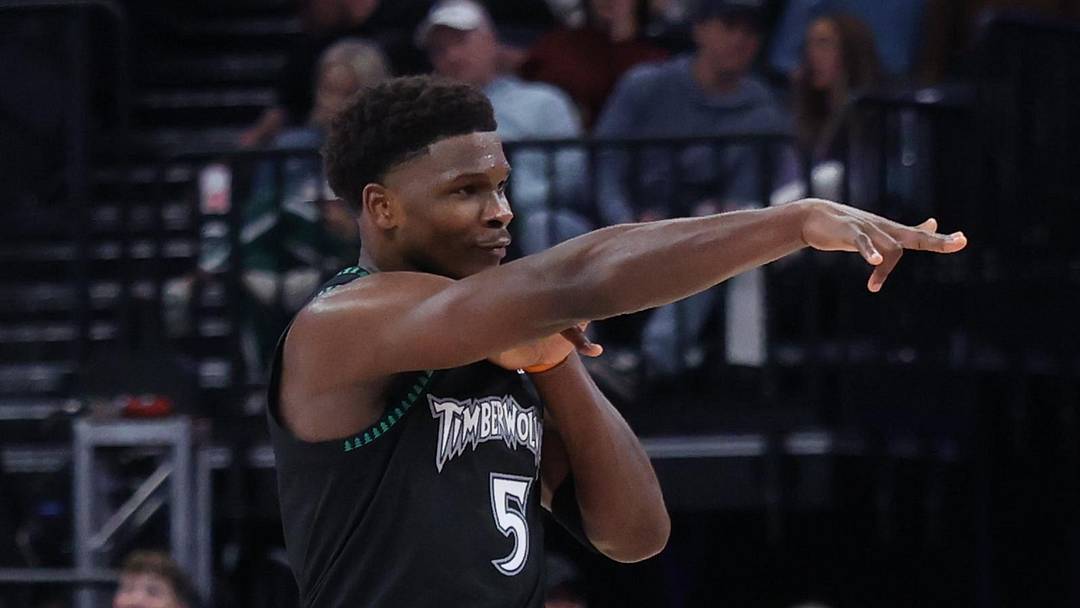 Nov 10, 2025; Salt Lake City, Utah, USA; Minnesota Timberwolves guard Anthony Edwards (5) reacts to a three-point shot against the Utah Jazz during the second half at Delta Center. Mandatory Credit: Rob Gray-Imagn Images Nov 10, 2025; Salt Lake City, Utah, USA; Minnesota Timberwolves guard Anthony Edwards (5) reacts to a three-point shot against the Utah Jazz during the second half at Delta Center. Mandatory Credit: Rob Gray-Imagn Images