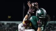 Michigan State tight end Maliq Carr (6) makes a catch for a touchdown against Central Michigan