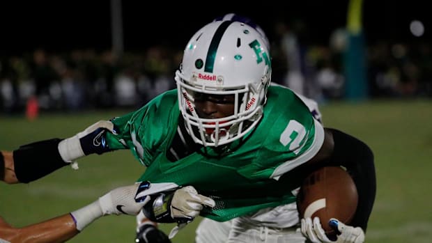 Fort Myers is one of two 5-0 teams in Southwest Florida after a 42-21 win over Charlotte.