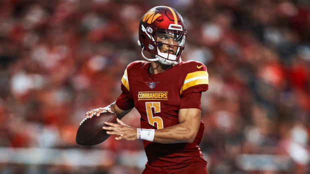 Former LSU quarterback Jayden Daniels in a Washington Commanders uniform.