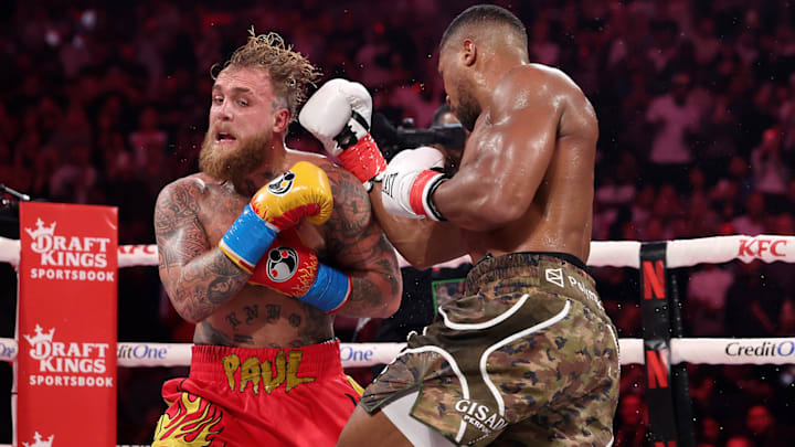 Jake Paul fights Anthony Joshua in their heavyweight bout at Kaseya Center.