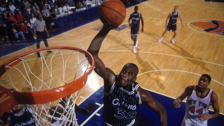 Shaquille O'Neal, en su visita a los New York Knicks en su temporada de novato con el Orlando Magic. Shaquille O'Neal, en su visita a los New York Knicks en su temporada de novato con el Orlando Magic.