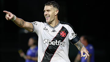 Vegetti tem seis gols em oito jogos neste ano