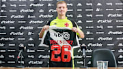 Jogador foi contratado junto ao Gil Vicente