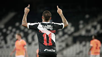 Coutinho já marcou mais gols neste ano do que em 2024 inteiro