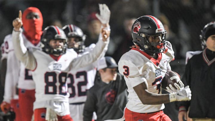 Belton-Honea Path running back Marquise Henderson (3) will go head-to-head with one of South Carolina's other top high school backs – Broome's Jaylen McGill – when the two teams clash on Aug. 23rd.