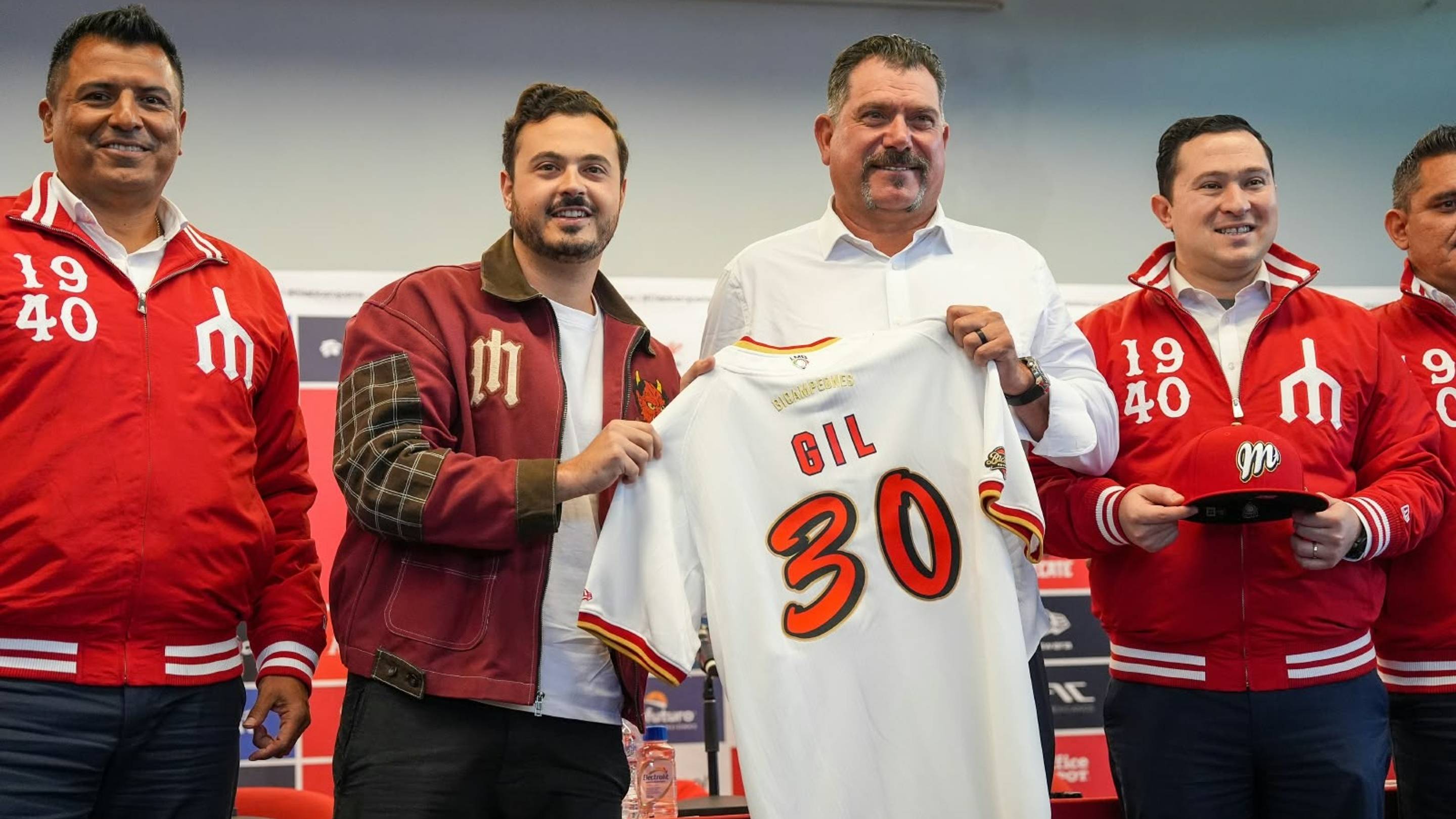 Benjamín Gil llega a los Diablos Rojos; Jorge del Valle habla del plan maestro para la LMB 2027