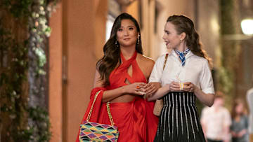 Emily in Paris. (L to R) Ashley Park as Mindy, Lily Collins as Emily in episode 410 of Emily in Paris