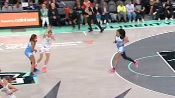 Angel Reese set a pick on Leonie Fiebich that was called a flagrant foul.