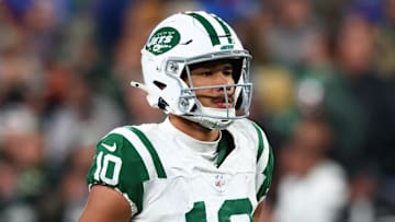 Oct 14, 2024; East Rutherford, New Jersey, USA; New York Jets wide receiver Allen Lazard (10) reacts after catching a pass for a first down against the Buffalo Bills during the second half at MetLife Stadium. Mandatory Credit: Ed Mulholland-Imagn Images
