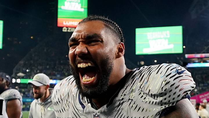 Leonard Williams of the Seattle Seahawks screams