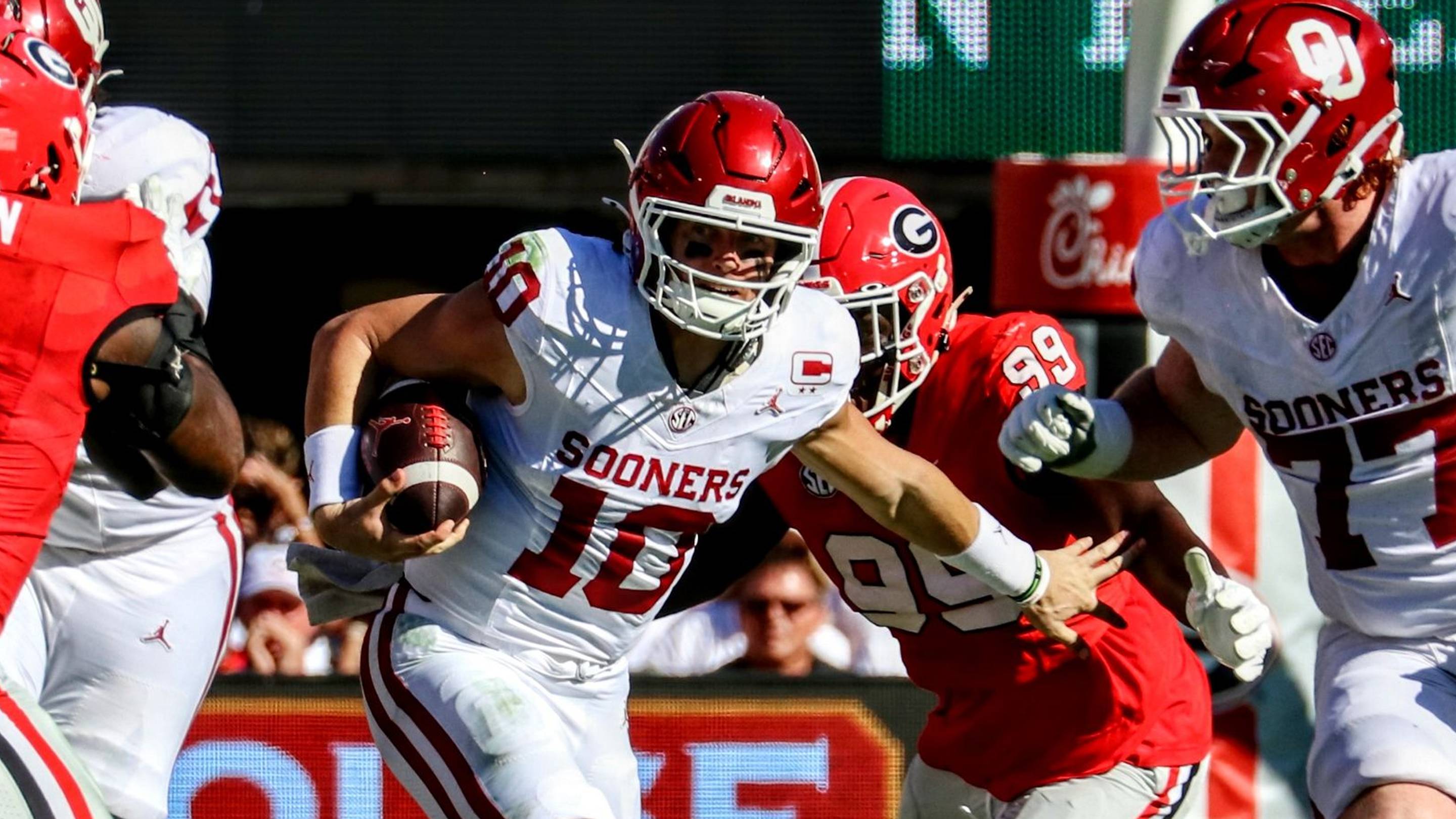 Oklahoma QB John Mateer 'Excited' to Battle No. 1 Texas After Bye Week Reset