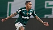 O atacante está próximo de se tornar o jogador com mais vitórias pelo clube no Brasileirão.