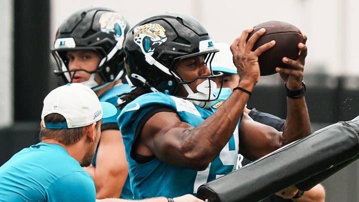 Jacksonville Jaguars wide receiver Josh Cameron (19) runs through a drill during a joint Buccaneers‑Jaguars NFL practice Wednesday, August 26, 2026 at the Miller Electric Center in Jacksonville, Fla. 