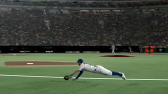 Highlight of a diving play from Dansby Swanson during the Chicago Cubs' 4-2 win over the Yomiuri Giants.