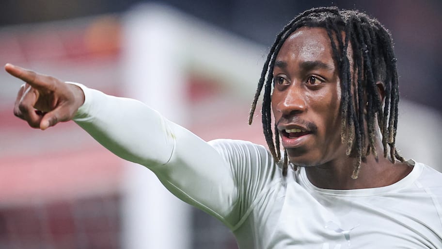 Yan Diomande pointing.