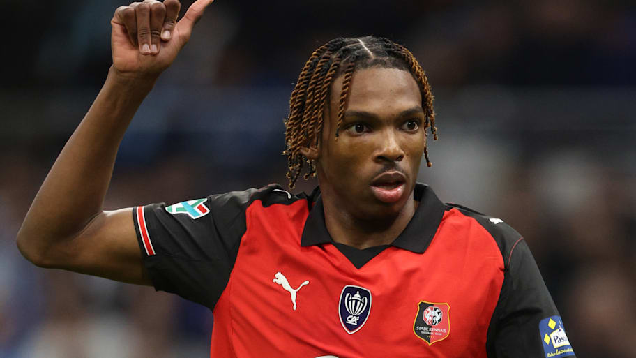 Jérémy Jacquet flashing a thumbs up.